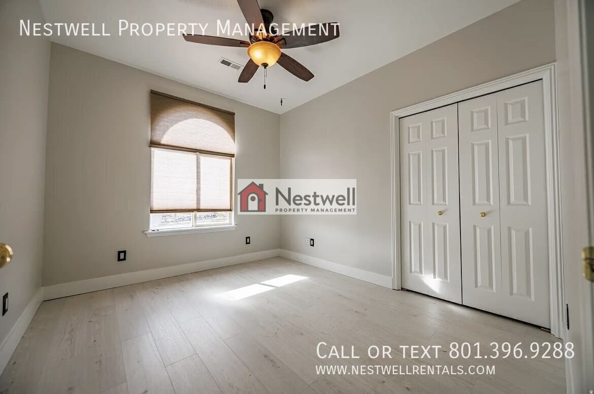 South Jordan House: 9995 S Caddie Cir