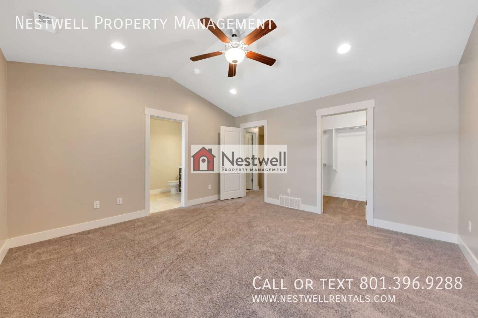 Saratoga Springs Townhome: 1599 N Venetian Way