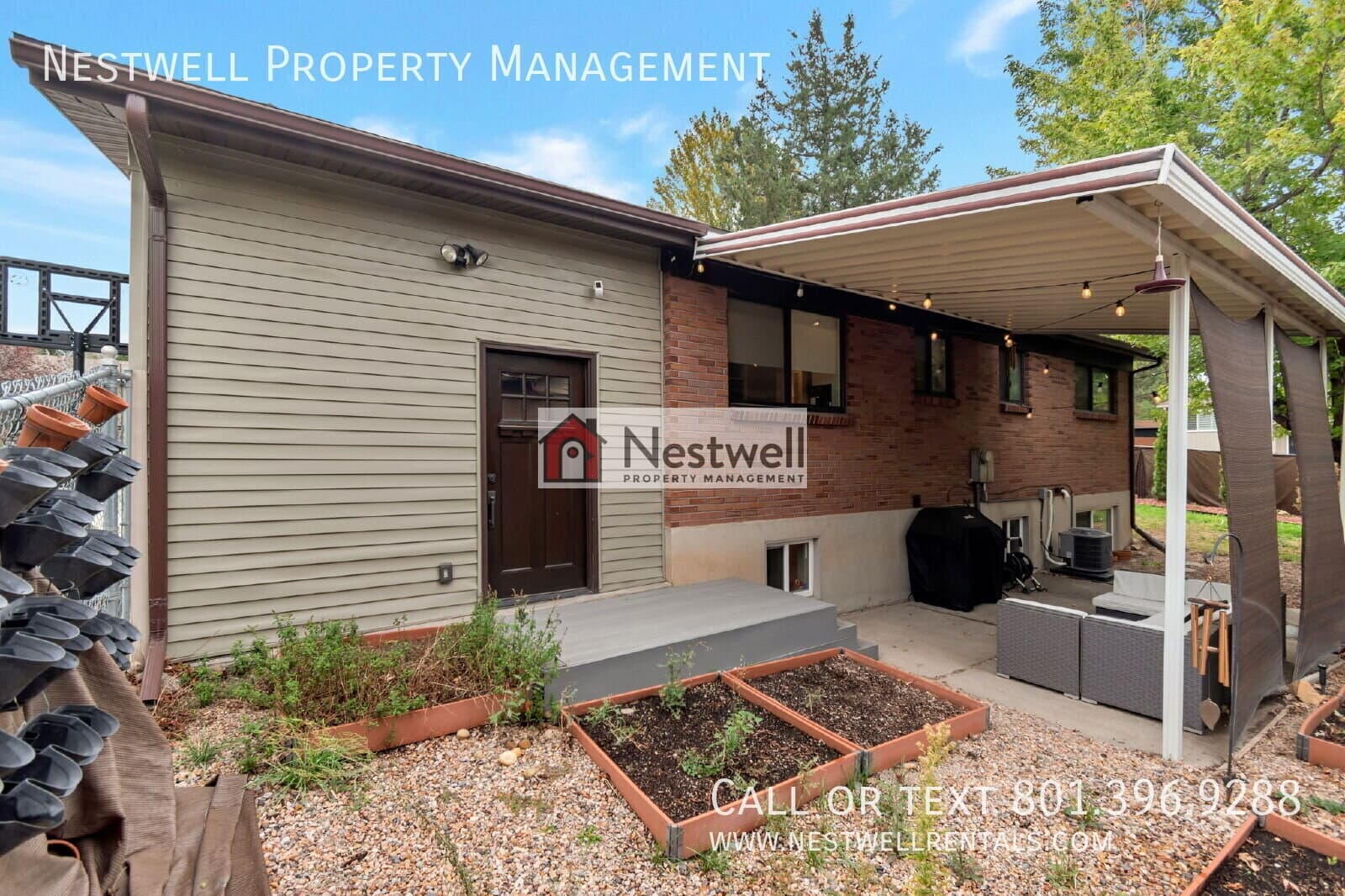 Midvale House: 7688 S 1130 E