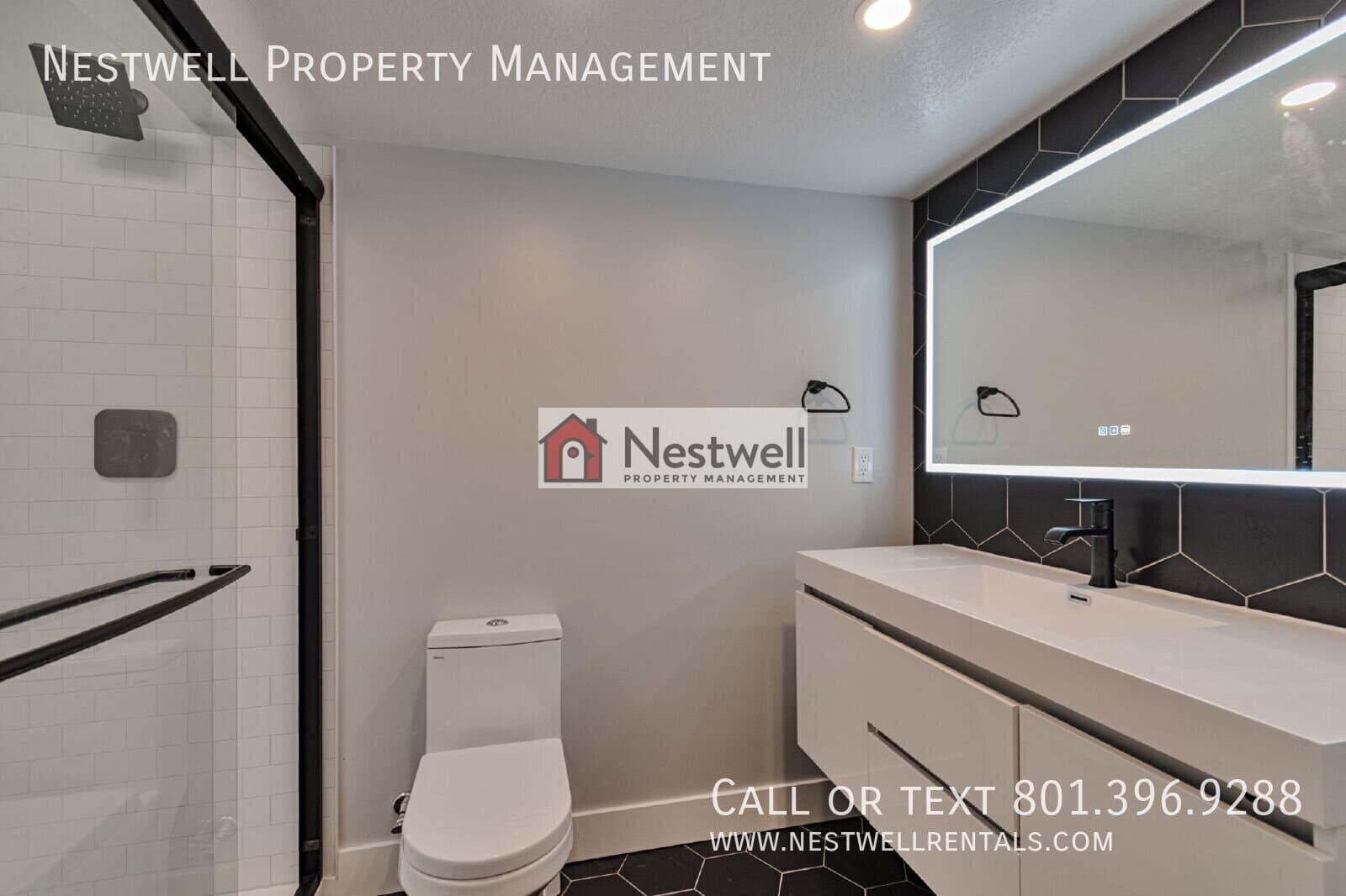 Midvale House: 815 W Kenzie Way