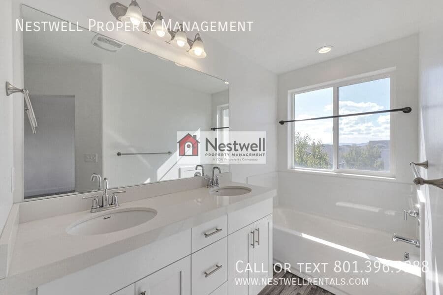 Vineyard House: 367 N 410 E