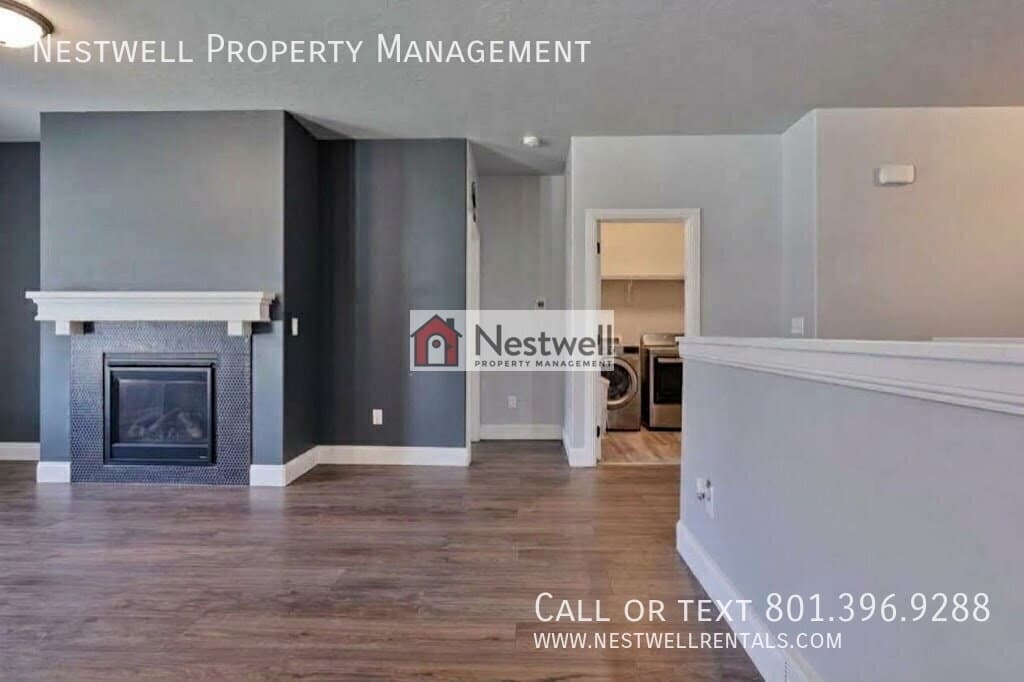 Herriman House: 4463 W Thorley Dr