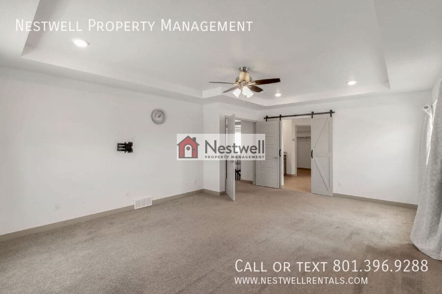 Saratoga Springs House: 231 S Buckhorn Bath Ave