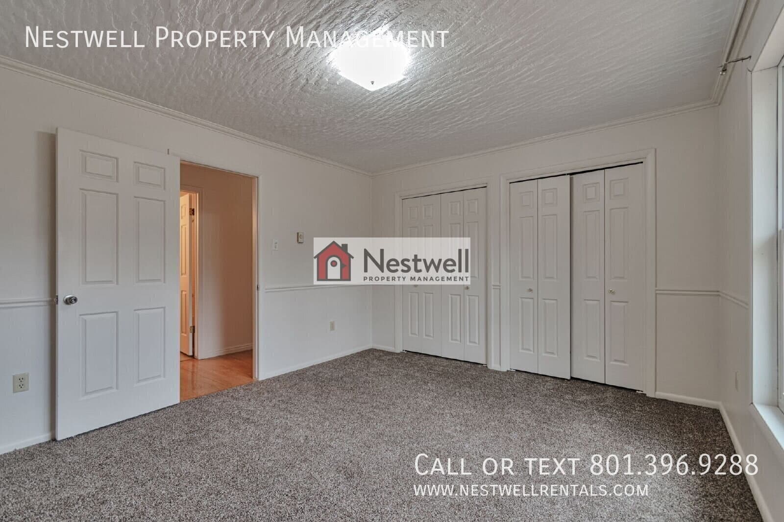 Sandy House: 660 E 9950 S