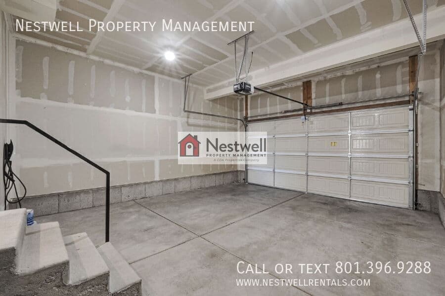Vineyard House: 367 N 410 E