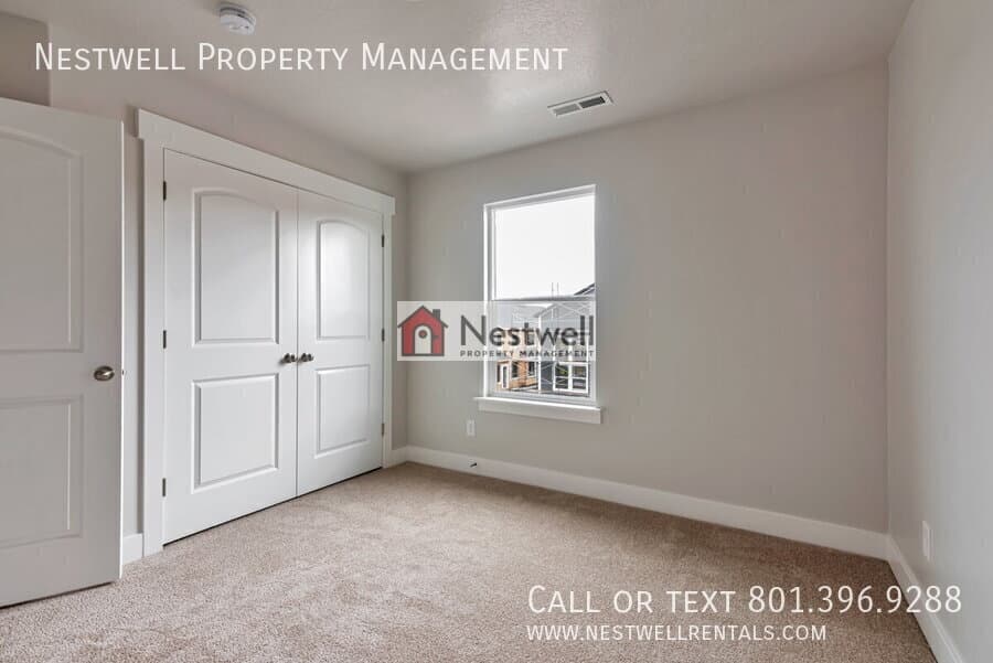 Lehi Townhome: 3894 W 1650 N