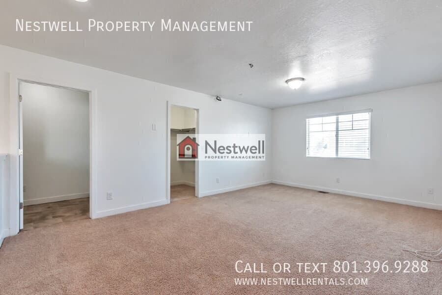 South Jordan House: 11492 S Alta Loma Ln