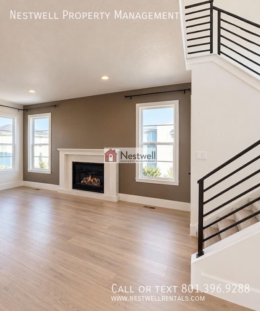 Draper House: 11512 S Engelmann Dr