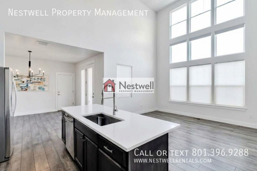 South Jordan Townhome: 5208 W Big Sur Dr