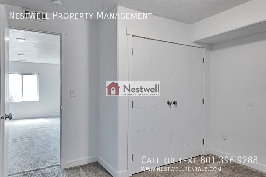 Vineyard House: 506 N 290 E