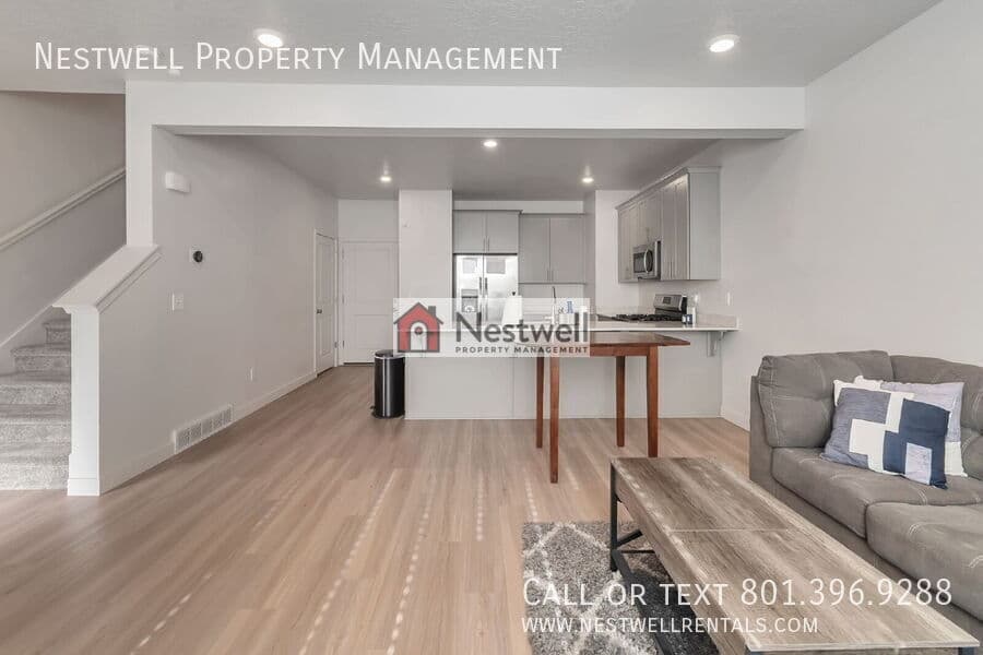 Riverton Townhome: 15538 S Democracy Dr