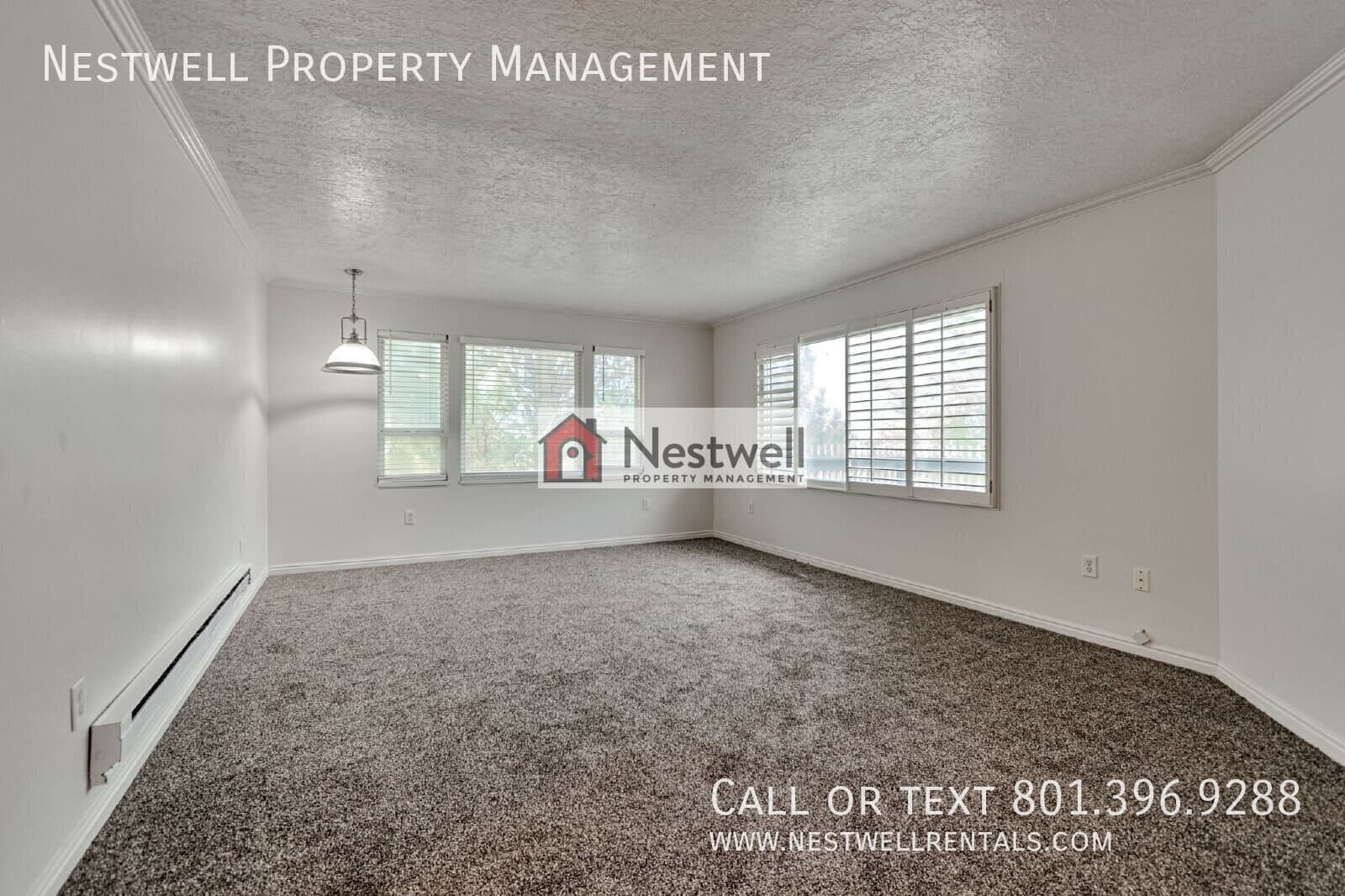 Sandy House: 660 E 9950 S