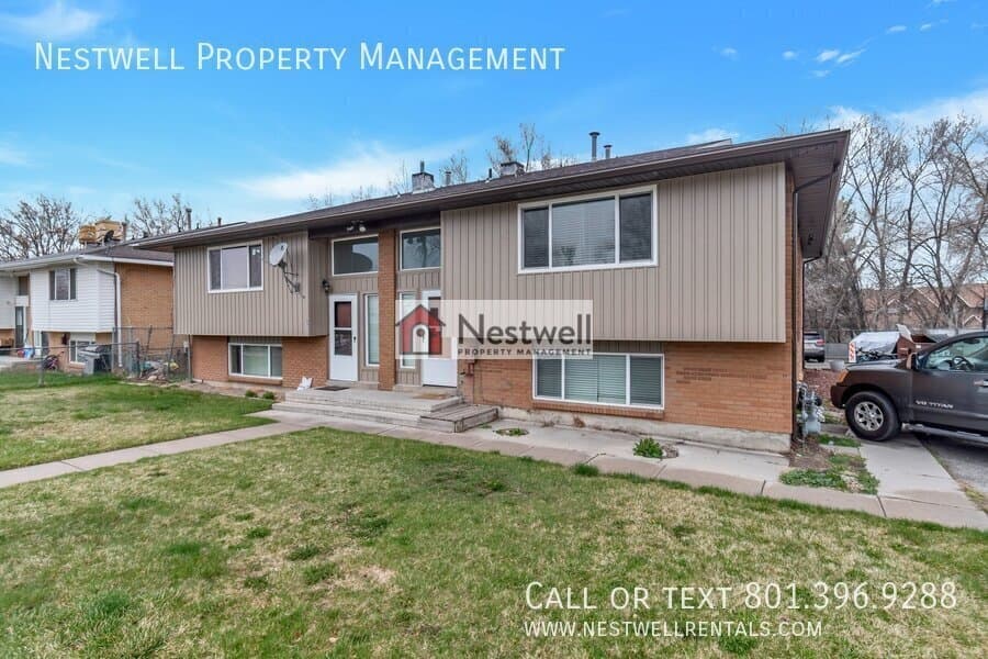 Midvale Multiplex: 655 E Candlelite Ln