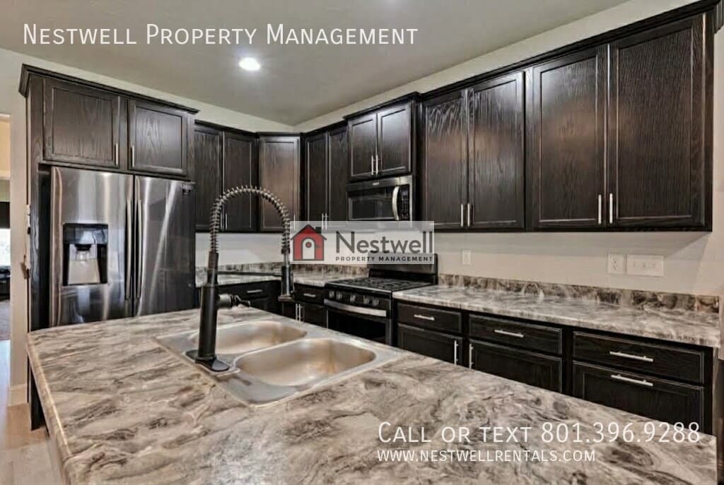Herriman House: 4463 W Thorley Dr