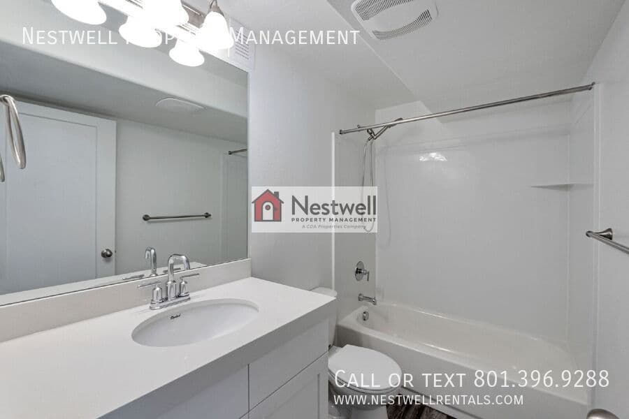 Vineyard House: 367 N 410 E