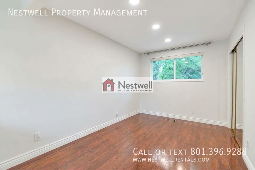 Midvale House: 7688 S 1130 E