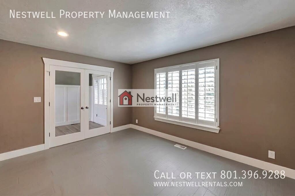 Alpine House: 713 S Cumberland Ct