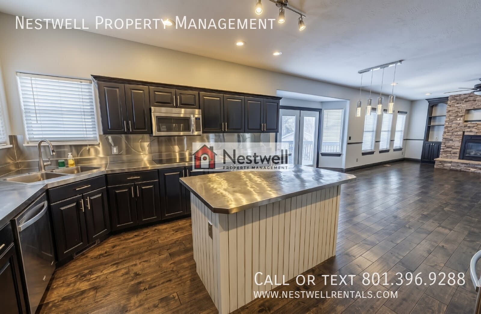South Jordan House: 9995 S Caddie Cir