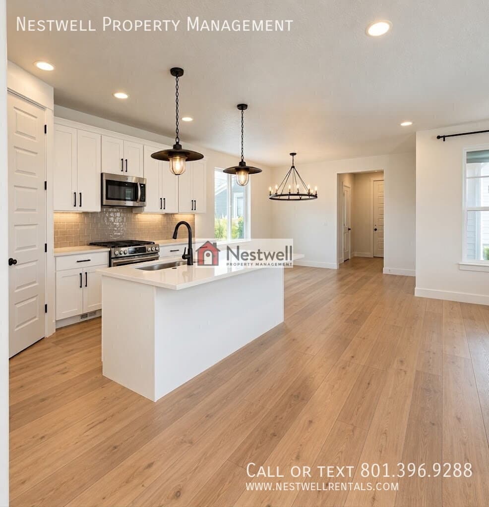 Draper House: 11512 S Engelmann Dr