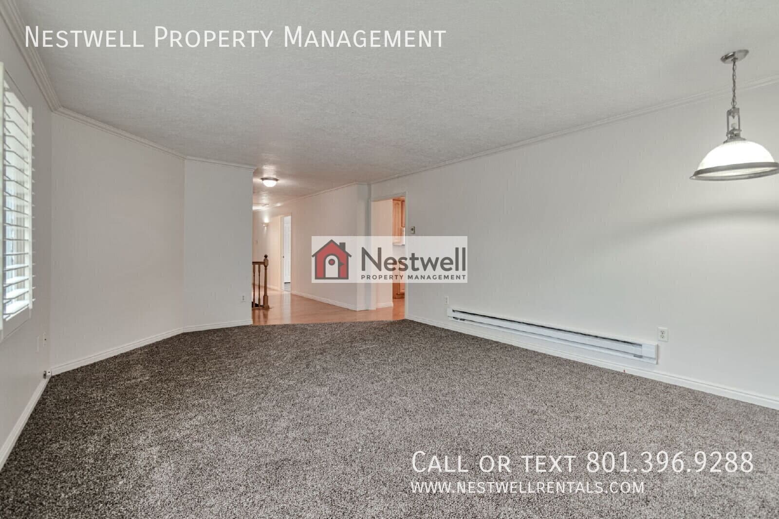 Sandy House: 660 E 9950 S