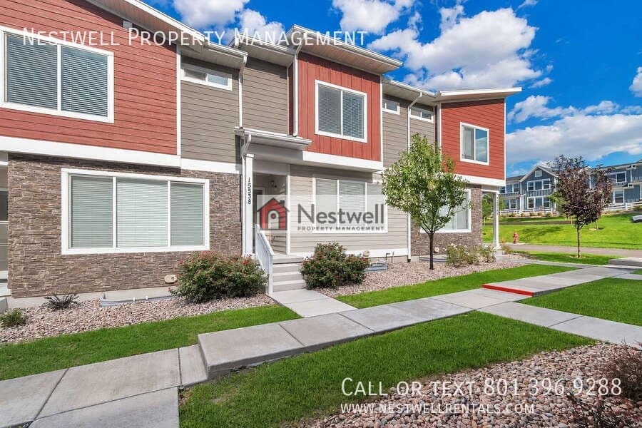 Riverton Townhome: 15538 S Democracy Dr