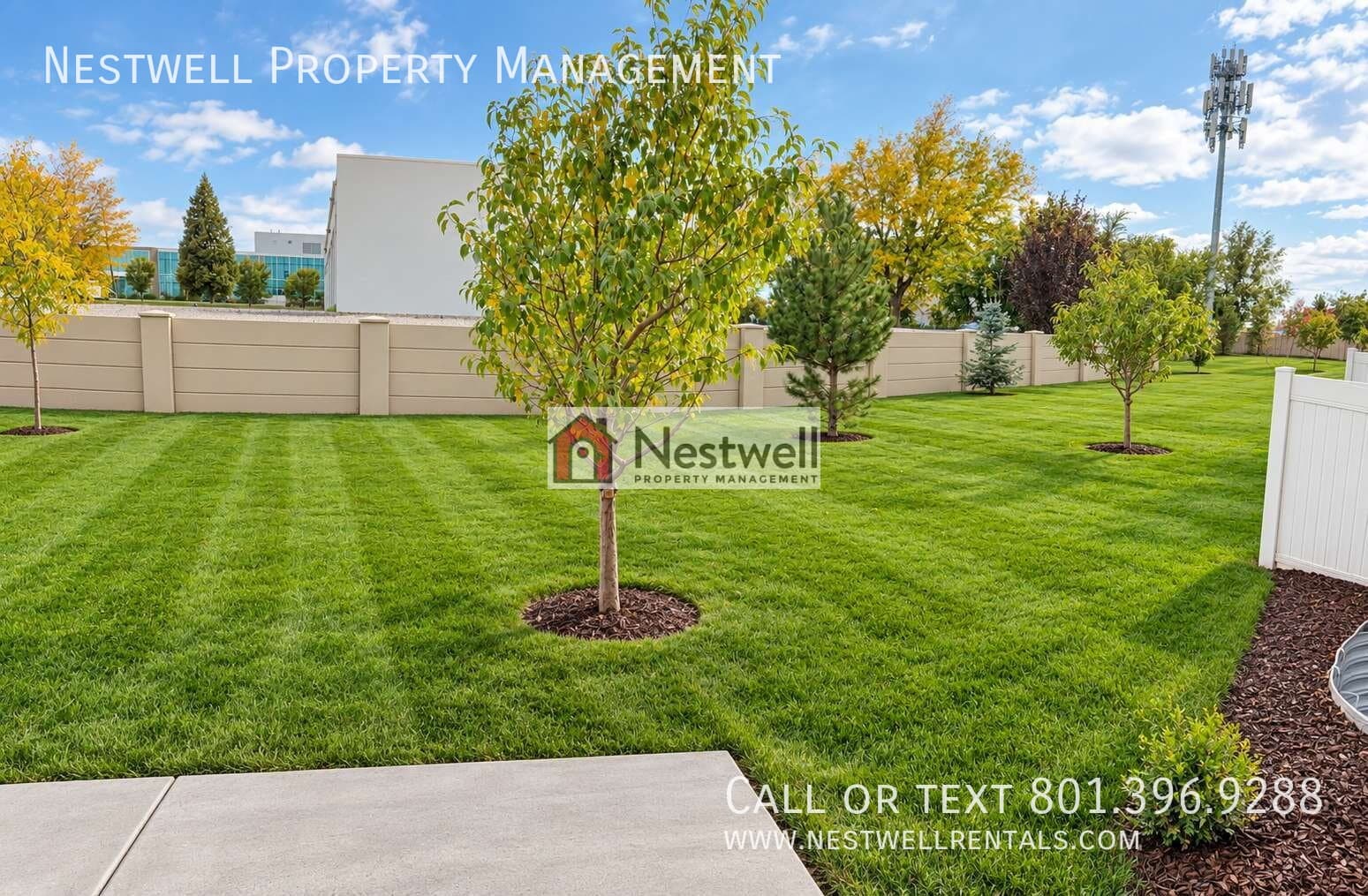 South Jordan Townhome: 11496 S Hollybrook Loop