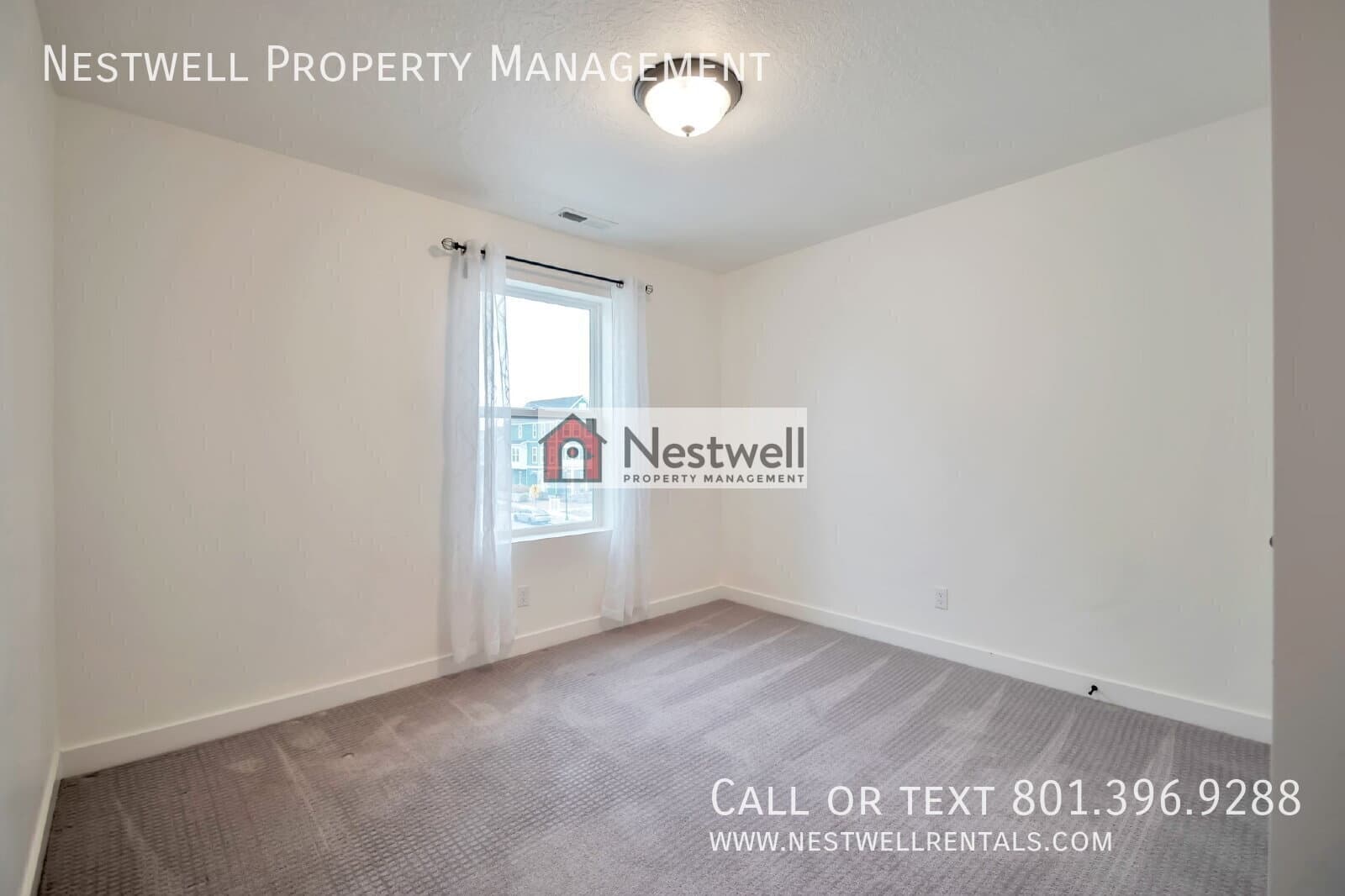 South Jordan House: 10758 S Oquie Rd