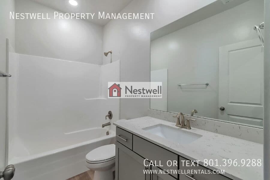 Riverton Townhome: 15538 S Democracy Dr