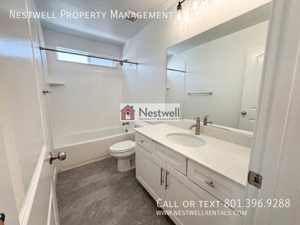 Herriman Townhome: 4604 W Wilson Peak Ln