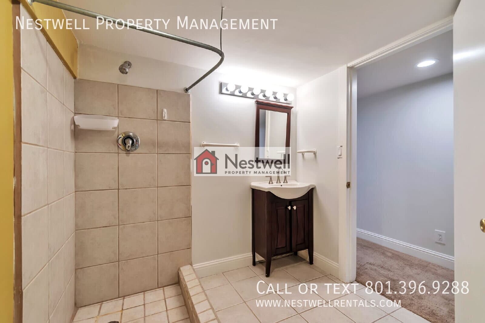 Salt Lake City House: 951 W Signora Dr