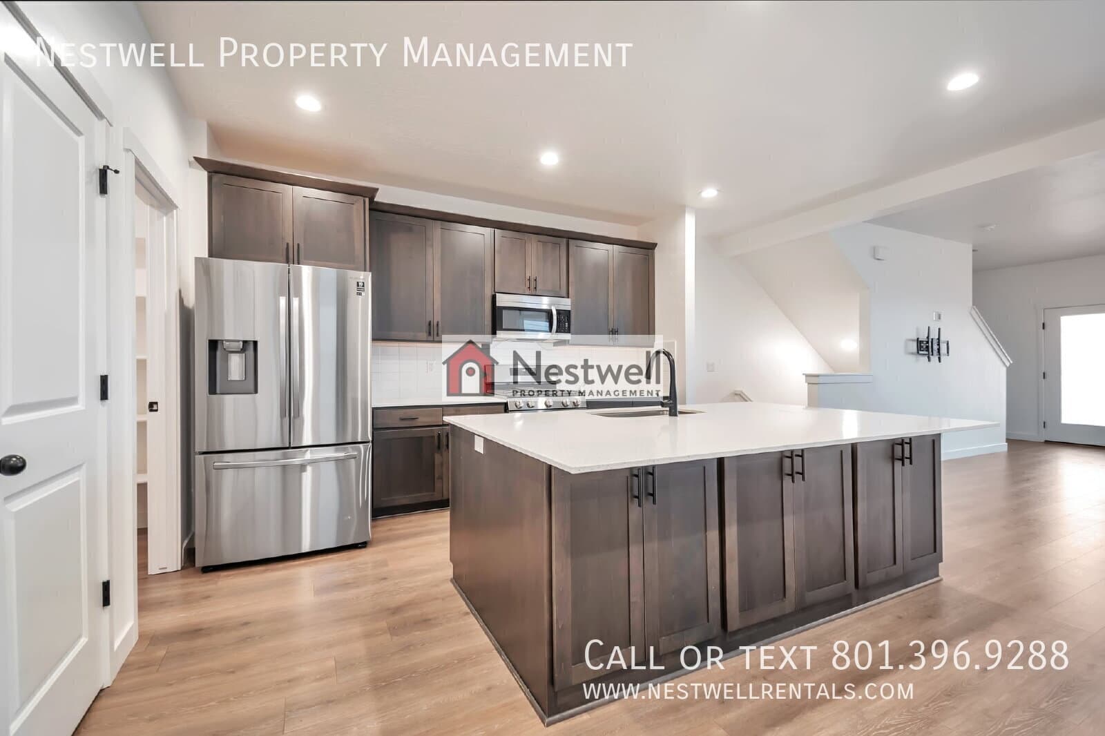 South Jordan House: 10758 S Oquie Rd