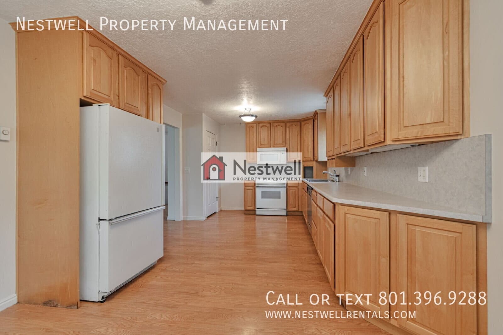Sandy House: 660 E 9950 S