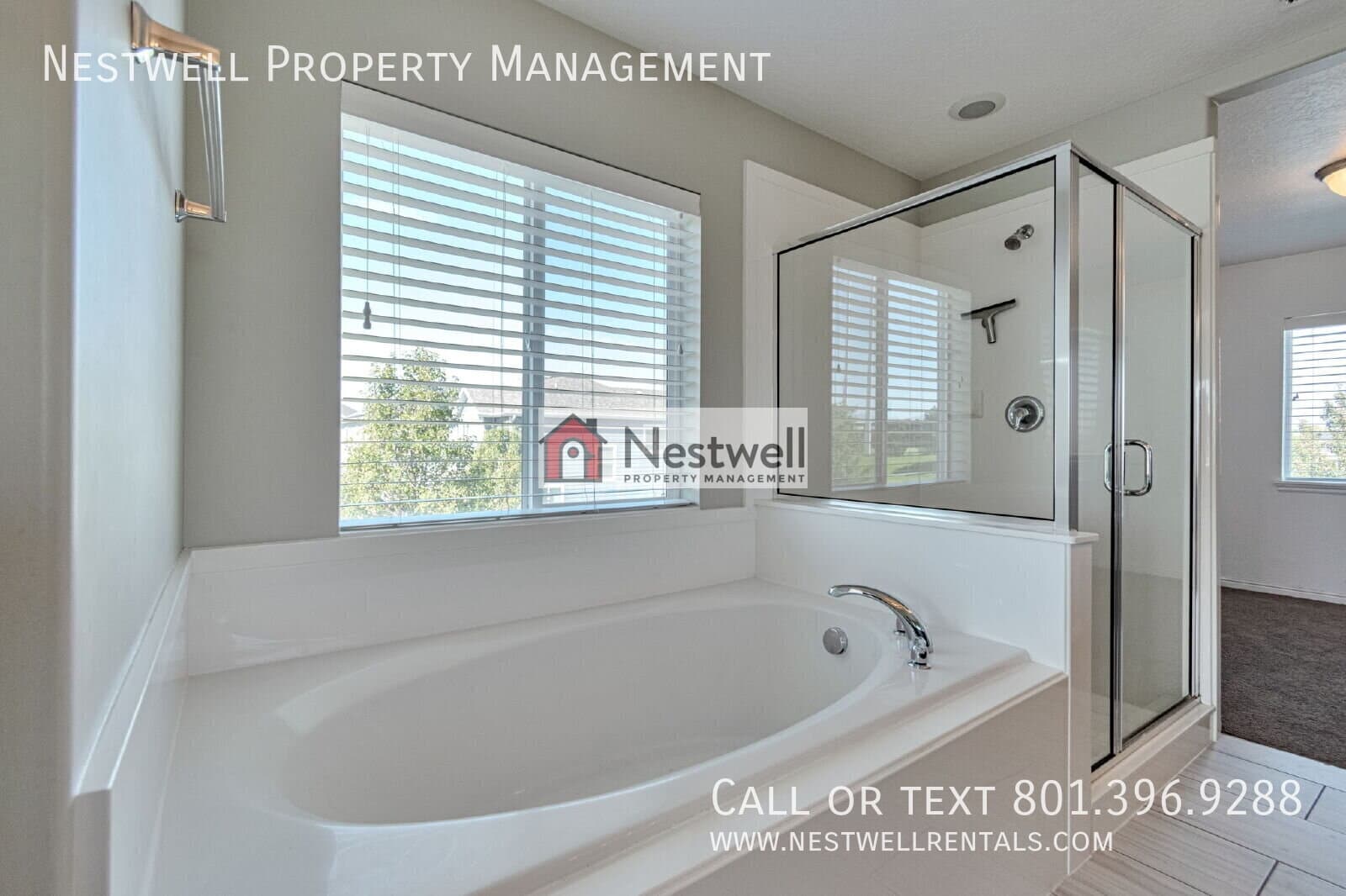 Midvale House: 815 W Kenzie Way