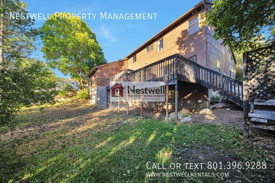 Sandy House: 3252 E Bell Canyon Rd