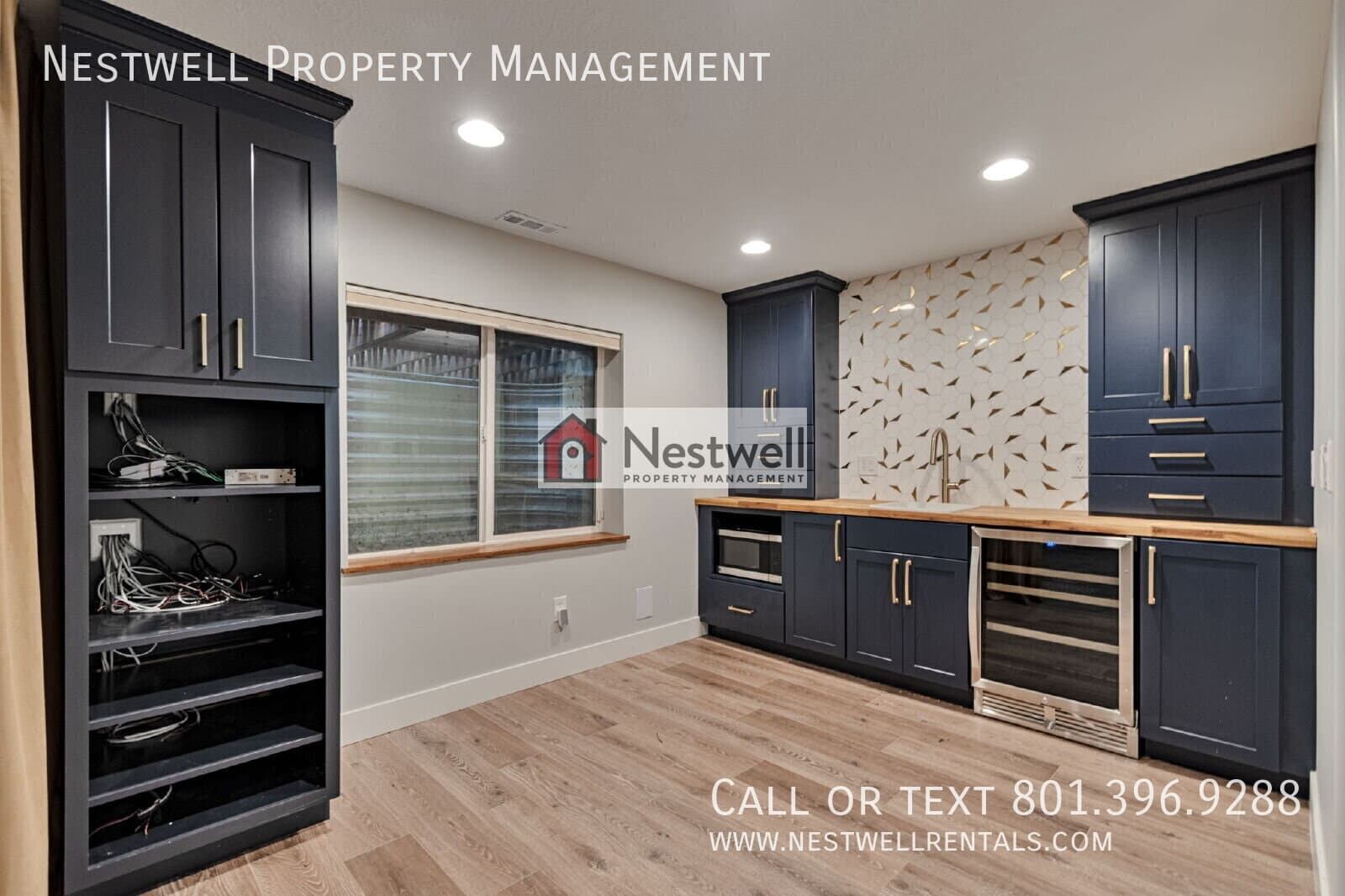 Midvale House: 815 W Kenzie Way