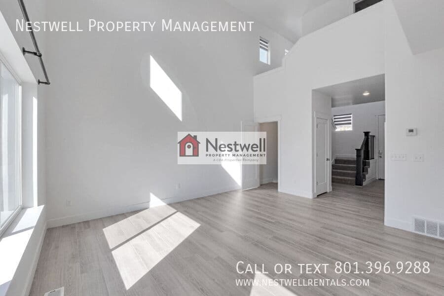 Vineyard House: 367 N 410 E