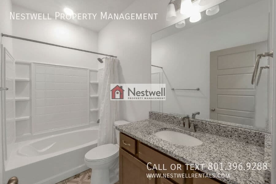 Saratoga Springs House: 231 S Buckhorn Bath Ave