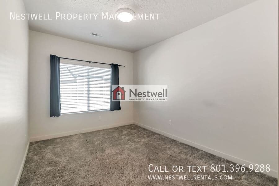 Riverton Townhome: 15538 S Democracy Dr