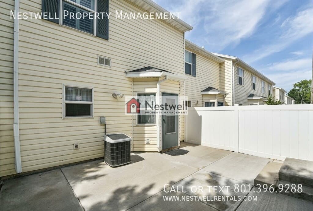 Salt Lake City Townhome: 745 S 200 E