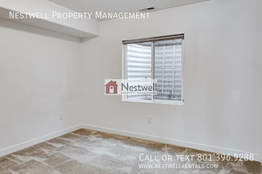 Vineyard House: 506 N 290 E