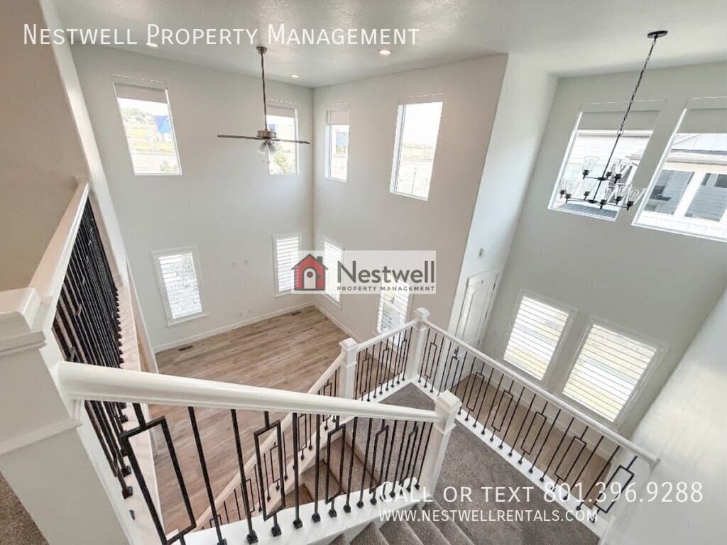 Herriman Townhome: 4604 W Wilson Peak Ln