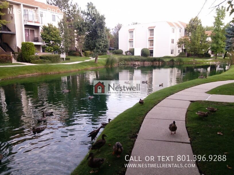 Murray Condo: 4664 South Quail Park Drive #E