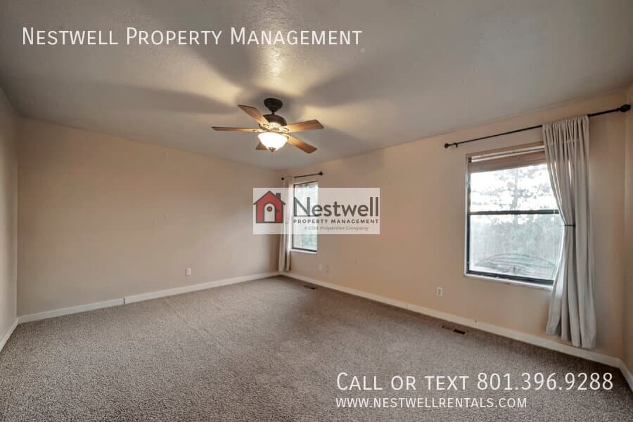 Sandy House: 3252 E Bell Canyon Rd