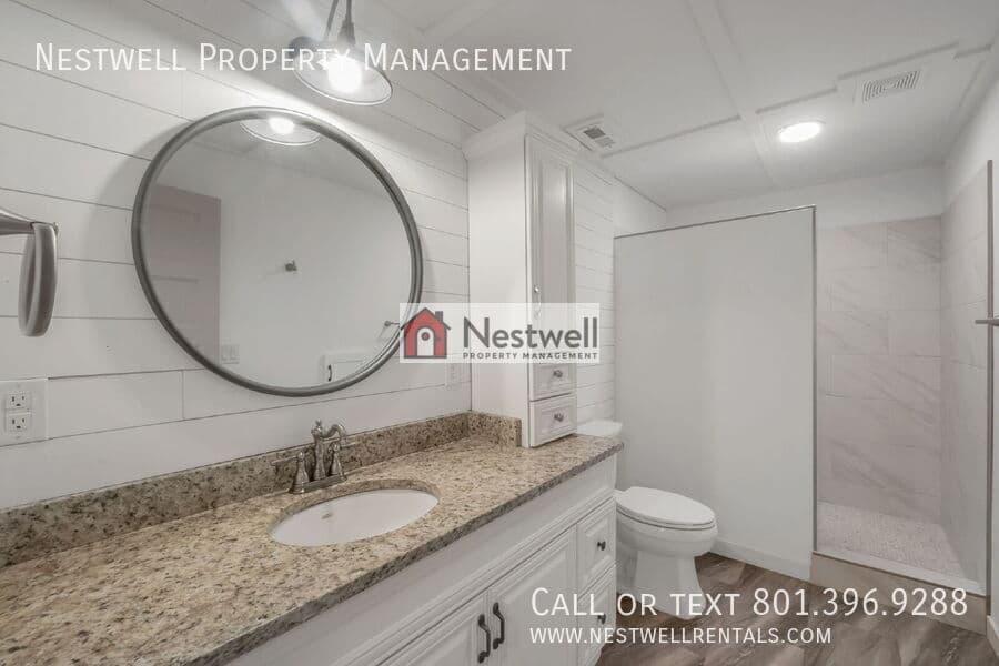 Saratoga Springs House: 231 S Buckhorn Bath Ave