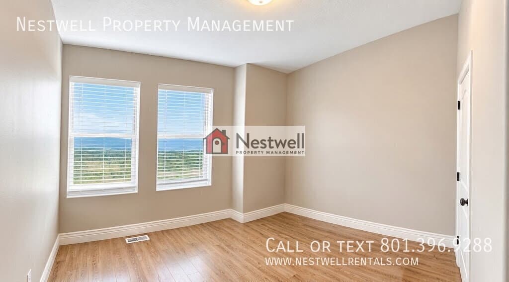 Draper Townhome: 2023 E Stoneleigh Dr