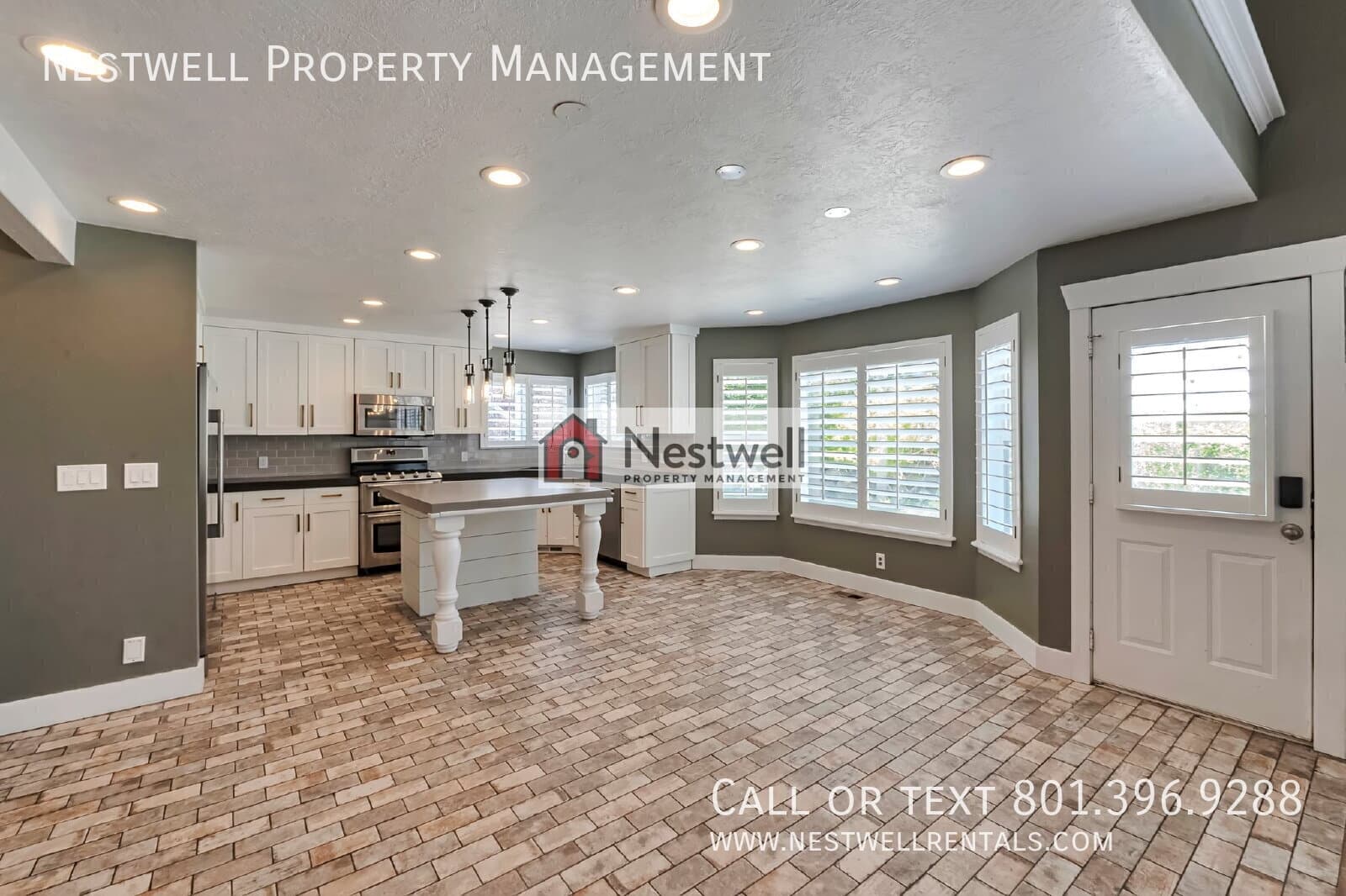 Alpine House: 713 S Cumberland Ct