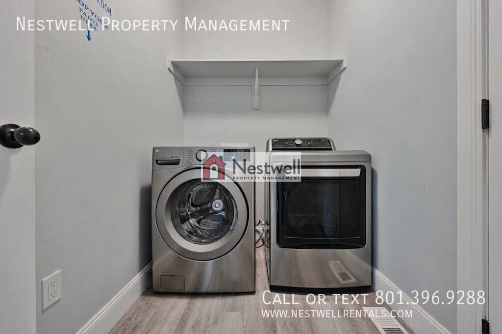 Herriman House: 4463 W Thorley Dr