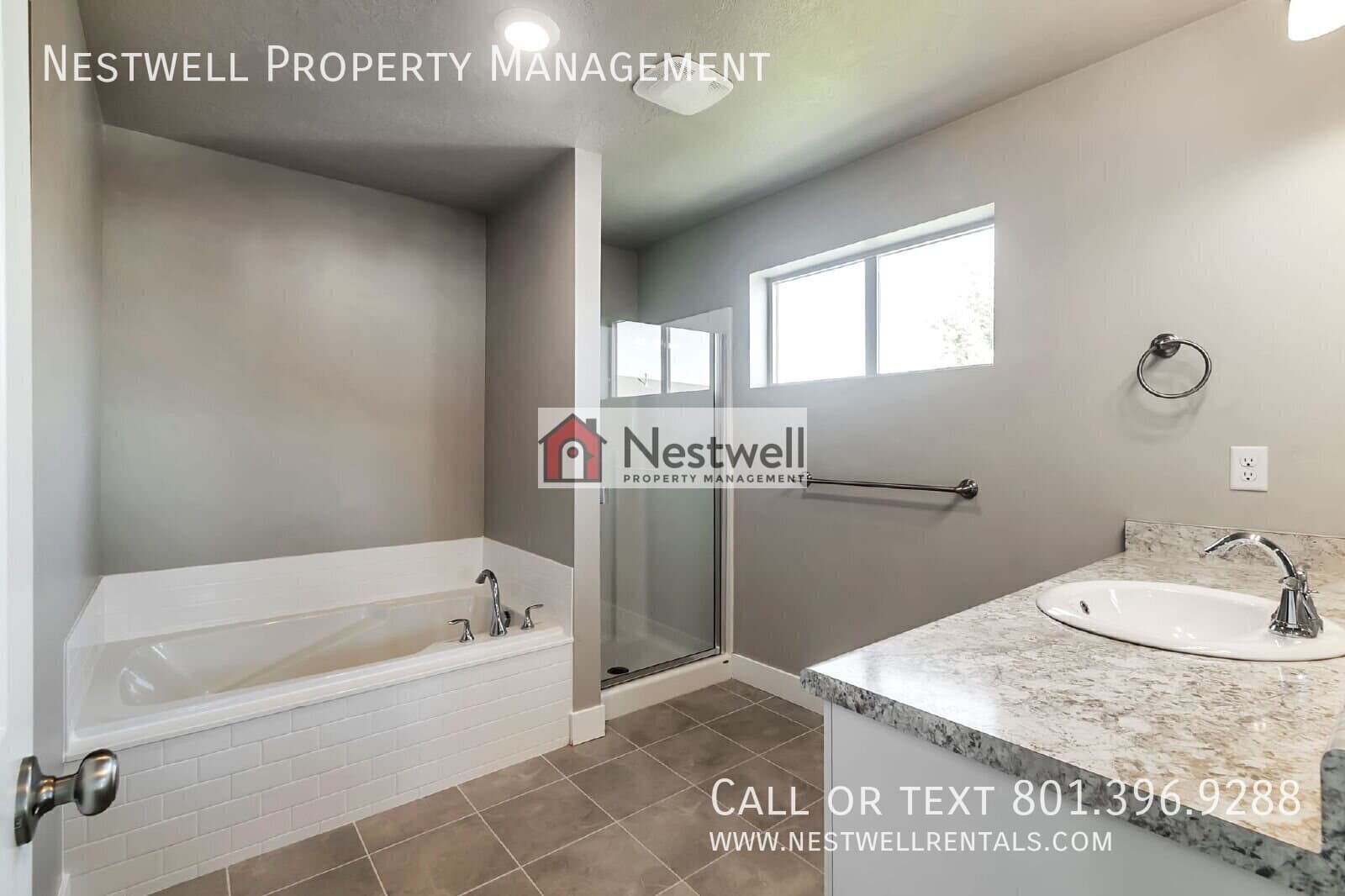 Santaquin Townhome: 906 N Apple Seed Ln