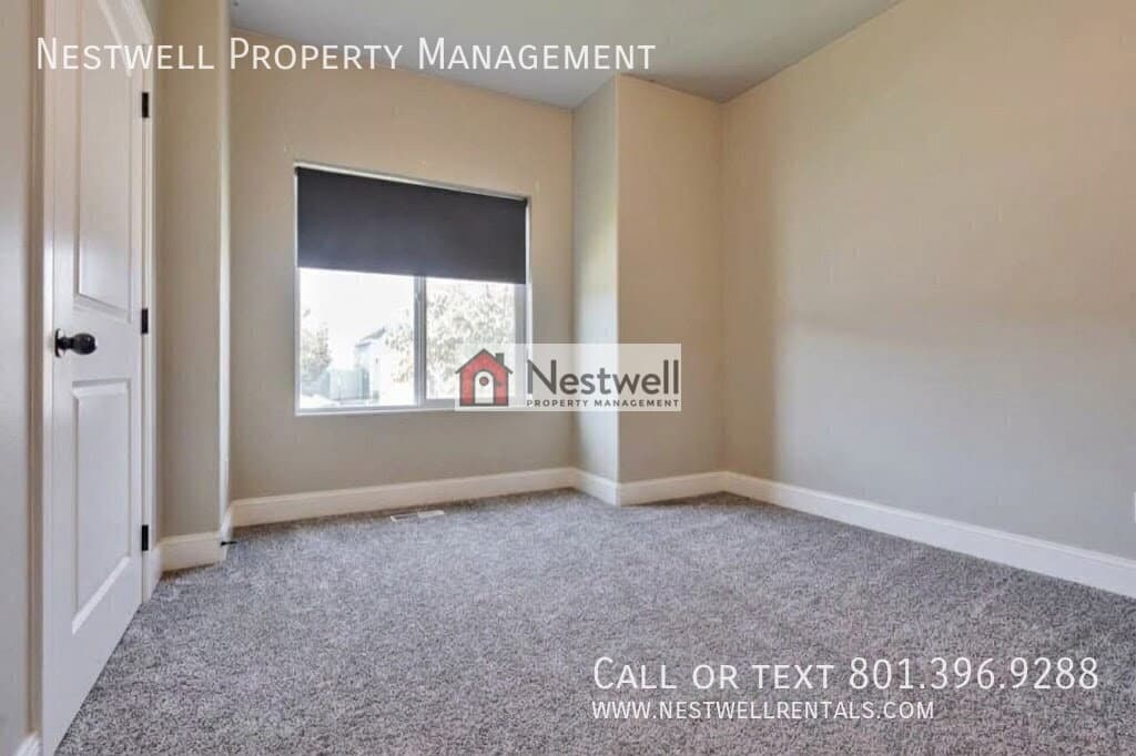 Herriman House: 4463 W Thorley Dr