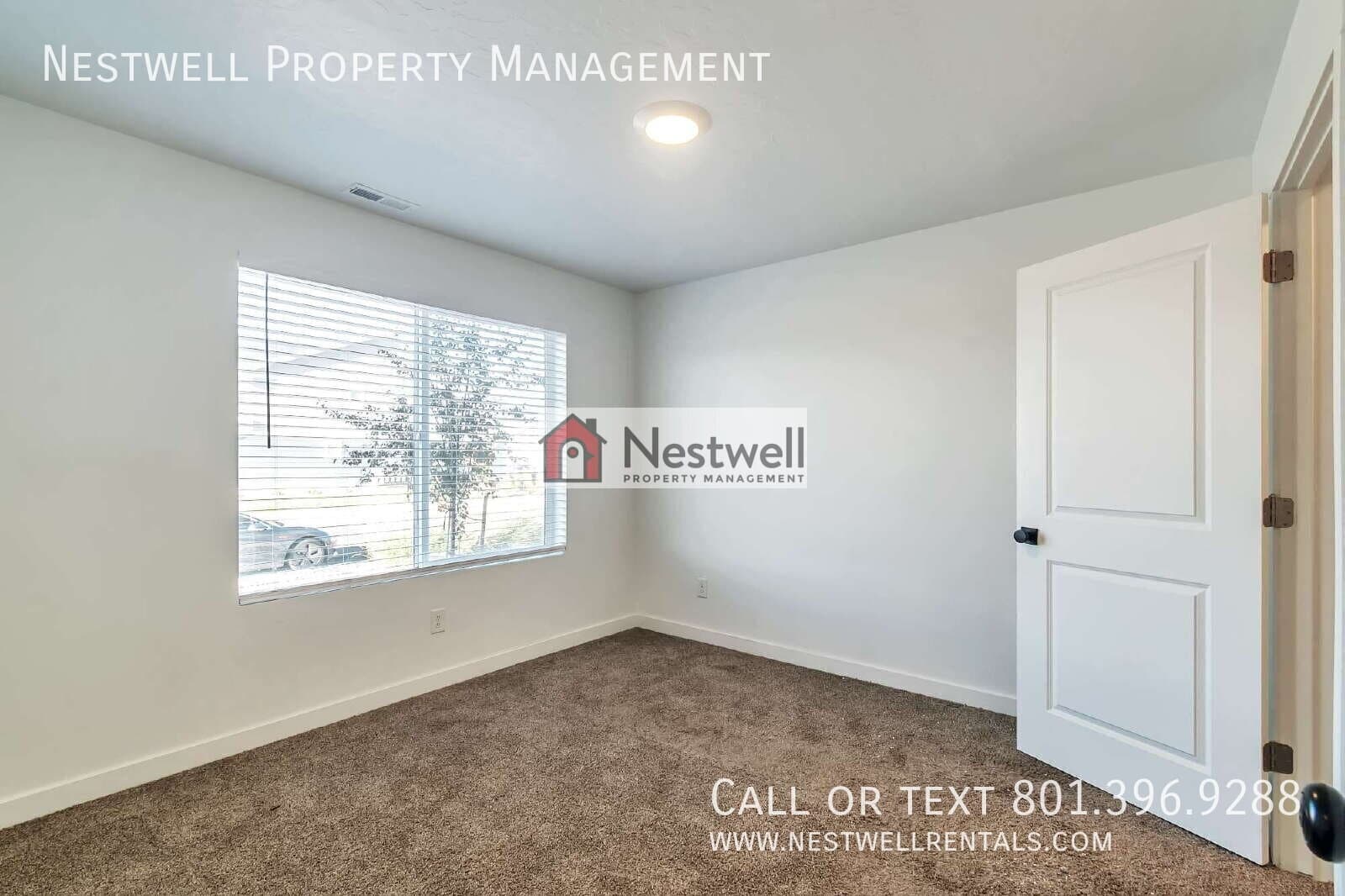 Saratoga Springs Townhome: 977 E Seaside St